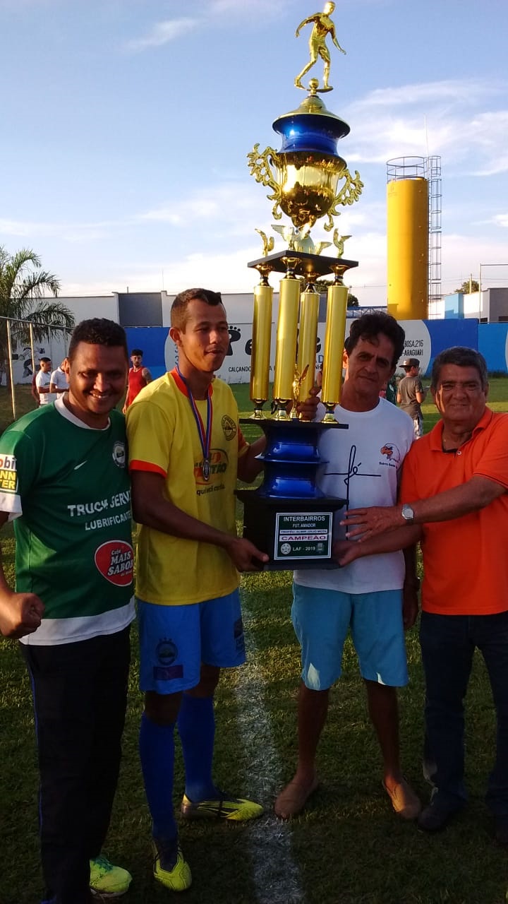 A Prefeitura de Araguari, por meio da Secretaria de Esportes e Juventude, e em parceria com a Liga Araguarina de Futebol realizou a final do Campeonato Interbairros 2019.