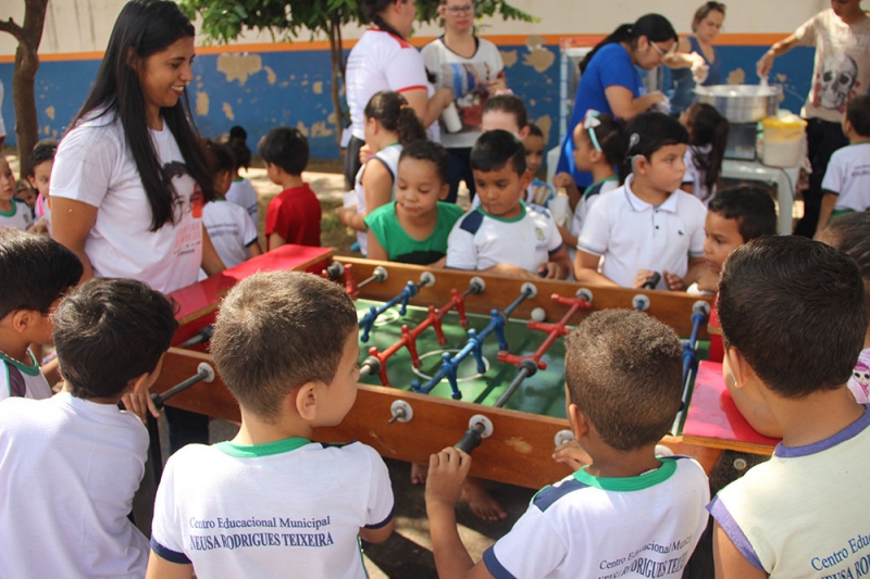 No último sábado, 5, a Prefeitura Municipal de Araguari, através da Secretaria do Trabalho e Ação Social, realizou no Distrito de Amanhece a Rua de Lazer, uma das ações do AEPETI.