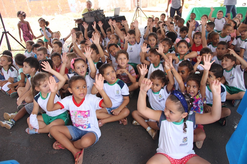 No último sábado, 5, a Prefeitura Municipal de Araguari, através da Secretaria do Trabalho e Ação Social, realizou no Distrito de Amanhece a Rua de Lazer, uma das ações do AEPETI.