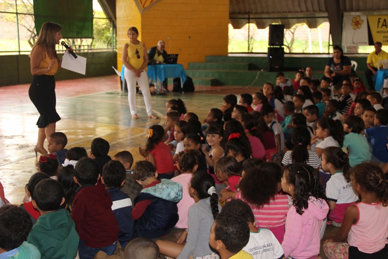 Na semana em se comemorou o Dia da Criança, a Prefeitura Municipal de Araguari, por meio da Secretaria do Trabalho e Ação Social, promoveu mais uma etapa do Cronograma de Ações do AEPETI – Ações Estratégicas do Programa de Erradicação do Trabalho Infantil.