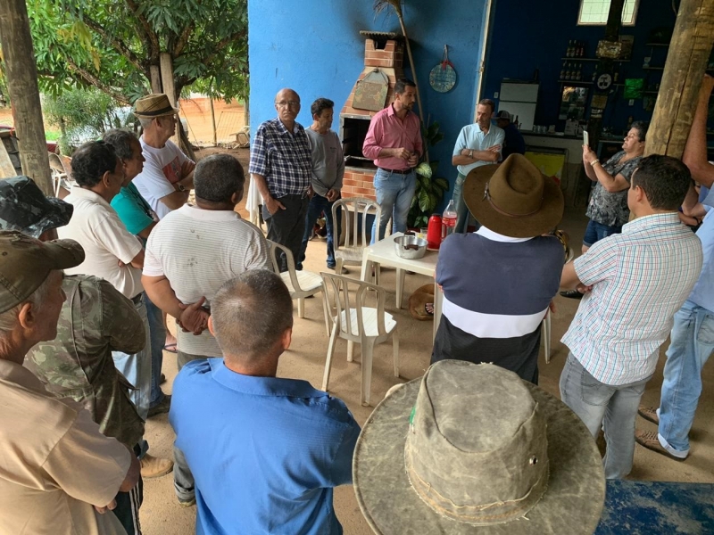 O Prefeito Marcos Coelho visitou na manhã de hoje (21), três pontos importantes da zona rural do município. Acompanhado pelo Vereador Claudio Coelho (SD), pelo Secretário de Obras, Expedito Castro Júnior e do Superintendente da Superintendência de Água e Esgoto, André Reis.