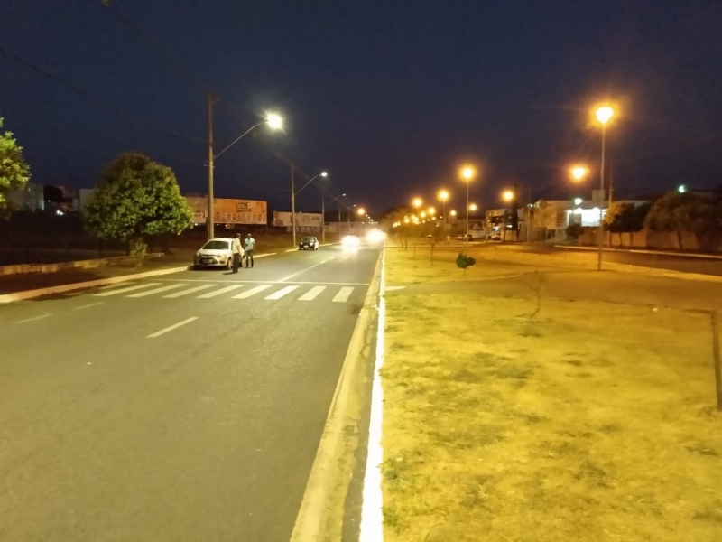 A Prefeitura de Araguari, através da Secretaria de Obras está com trabalho contínuo de troca de lâmpadas nas vias públicas em Araguari. Até a presente data foram instaladas luminárias LED’s nos seguintes endereços: