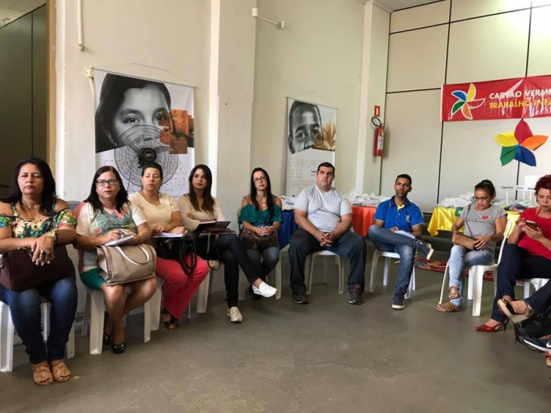 Prefeitura de Araguari realiza reunião sobre o Programa de Erradicação do Trabalho Infantil