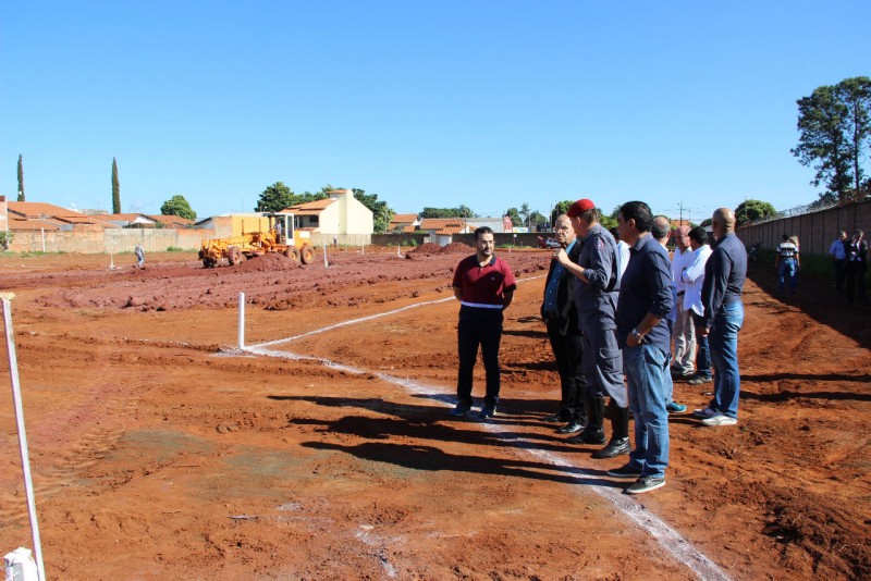 Corpo de Bombeiros apresenta projeto e local para futuras instalações em Araguari