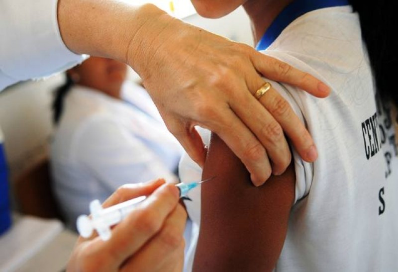 Vacina contra a Febre Amarela em Araguari segue calendário nacional