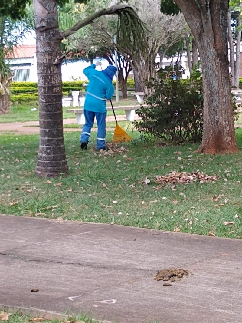 Prefeitura de Araguari realiza obras de drenagem na Rua Jaime de Araújo