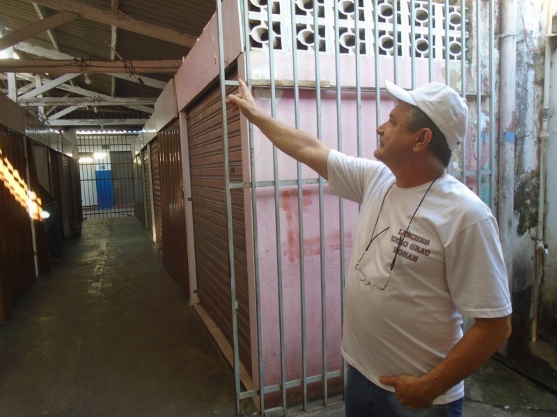 Telhado do Mercado Municipal é reformado