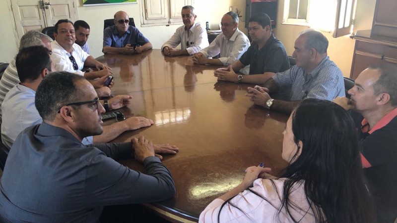 ​​Autoridades das cidades vizinhas são recebidas no gabinete do Prefeito de Araguari