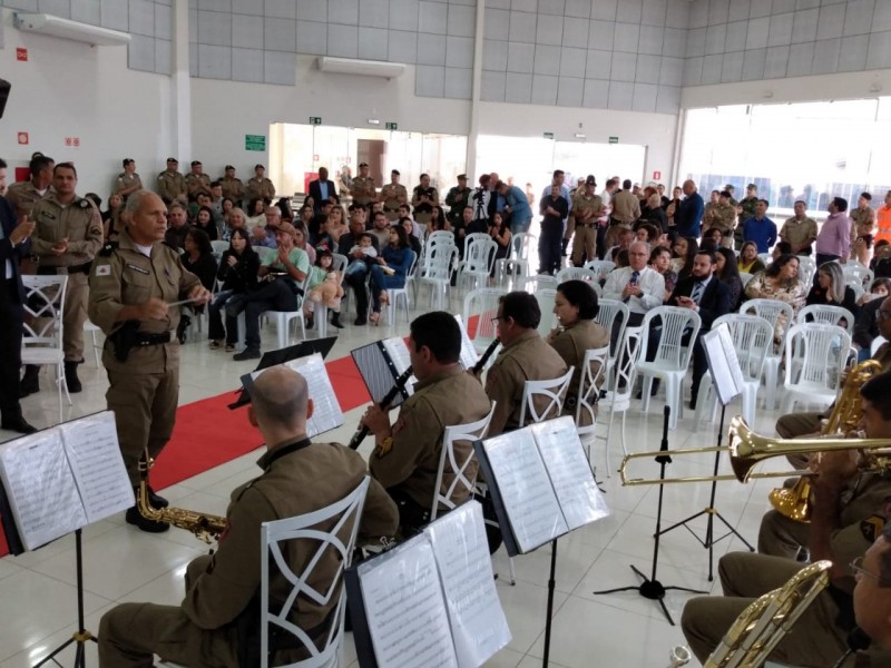 Prefeito Marcos Coelho participou de entrega de Honra ao Mérito aos policiais do 53º Batalhão de Polícia Militar