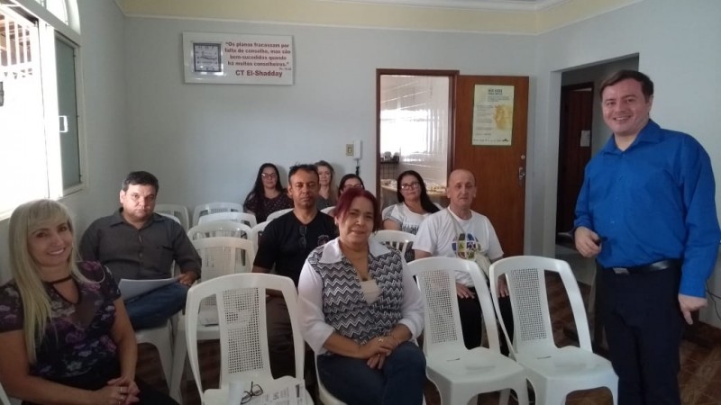 Conselho Municipal dos Direitos da Criança e do Adolescente realiza capacitação a Conselheiros