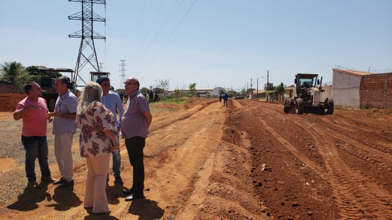 Prefeitura de Araguari realiza obra de asfaltamento