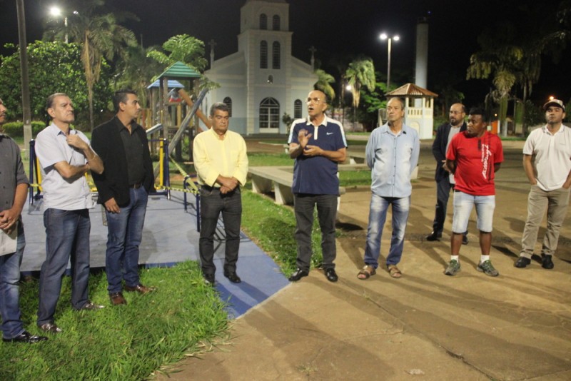 Prefeitura de Araguari inaugura academia ao ar livre no Distrito de Amanhece