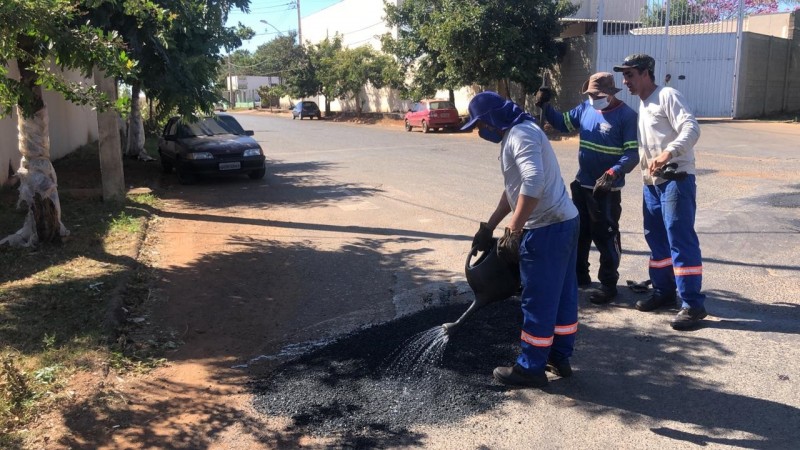 Prefeitura de Araguari informa sobre os serviços da Operação Tapa-buracos