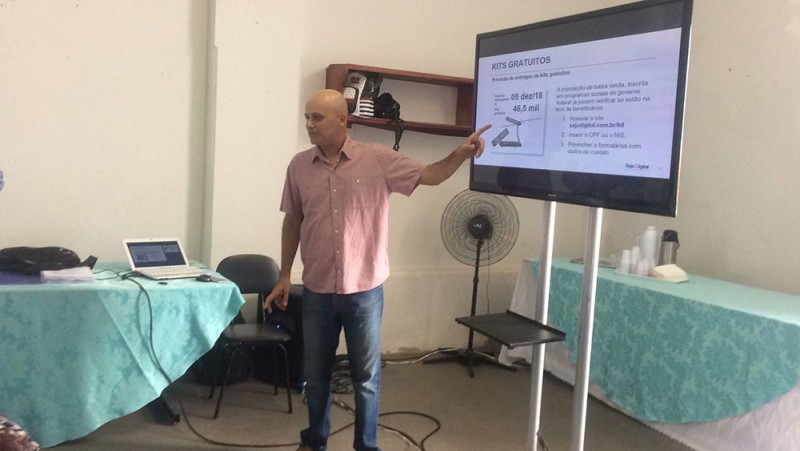 Prefeitura realiza curso para entrega de kits do sinal digital de televisão