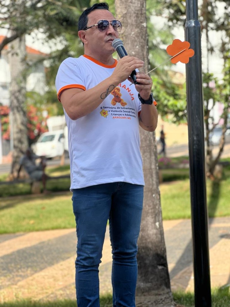 Passeata da Campanha “Maio Laranja” é promovida pela prefeitura de Araguari