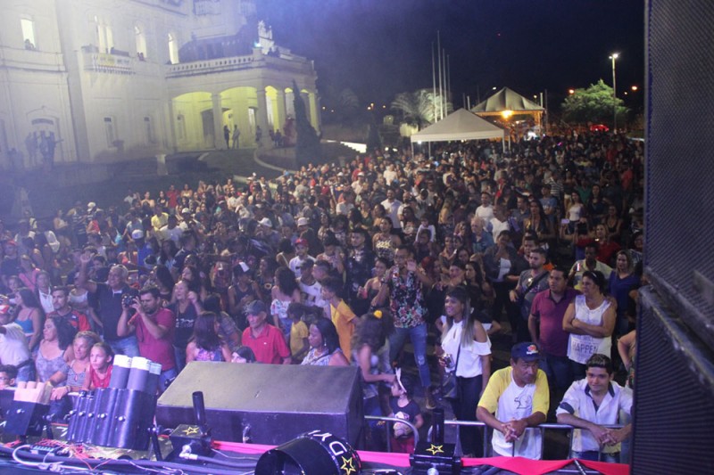 Festa “Viva o Trabalhador” reuniu cerca de 10 mil pessoas em Araguari