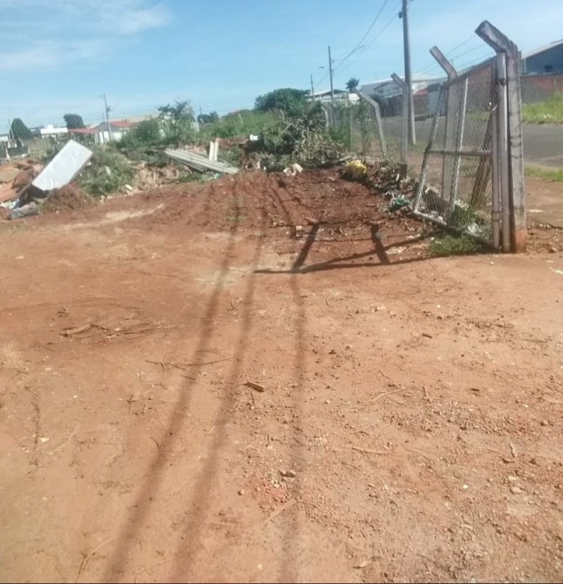 Secretaria de Serviços Urbanos faz correção do solo da URPV do Bairro Millenium