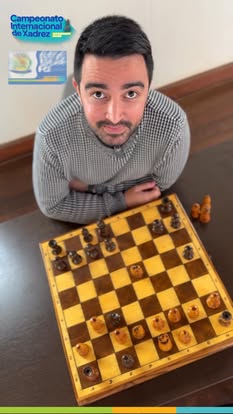 Participe do Campeonato Internacional de Xadrez - Araguari 2025, de 05 a 08 de junho, no Ginásio Poliesportivo General Mário Brum Negreiros. Inscrições gratuitas até 02/06. R$40 mil em prêmios. Categorias Absoluto e Estudantil. Evento oficial com registro