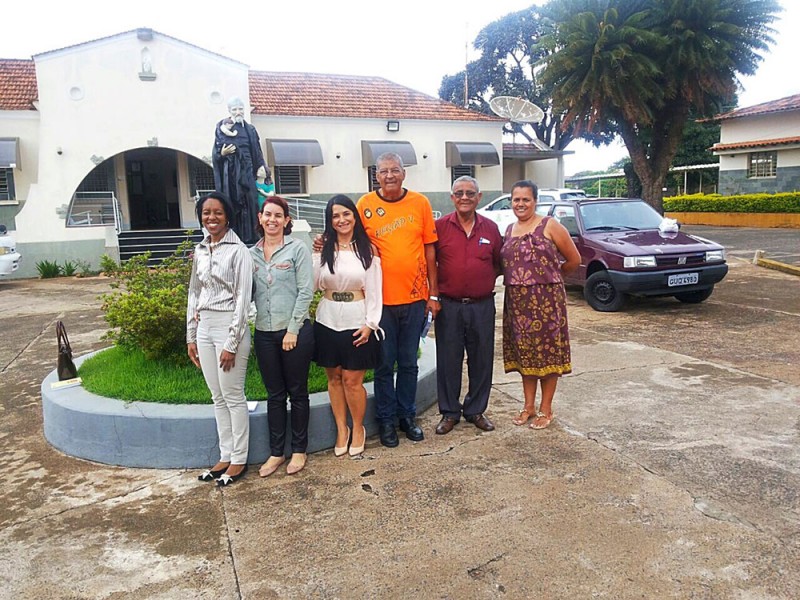 Secretária de Trabalho e Ação Social visita Associação São Vicente de Paulo