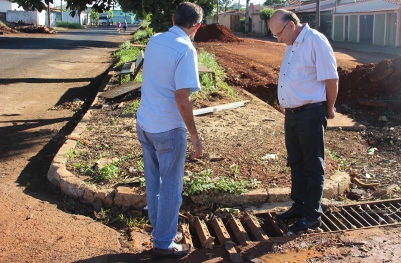 Drenagem da Avenida Porto Alegre esta em fase final, faltando agora apenas à limpeza da via