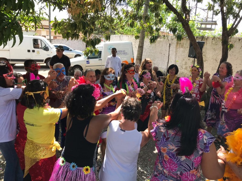 Prefeitura realiza Carnaval da Melhor Idade