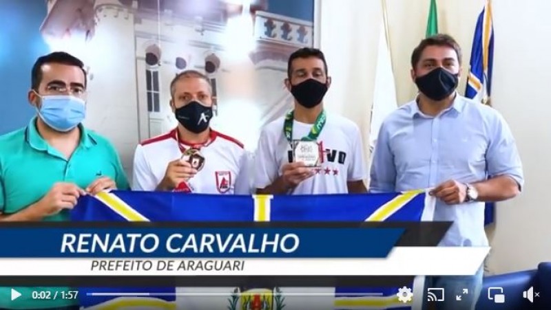 Prefeito Renato Carvalho recebe atletas que representaram brilhantemente nossa cidade em campeonatos de Jiu-jitsu e Karatê