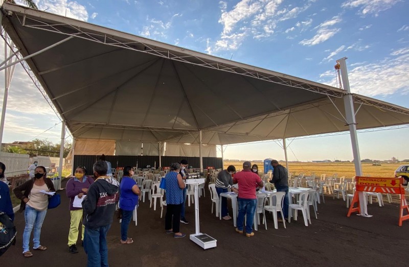 Vacinação contra a COVID em Araguari segue na tarde desta quarta- feira