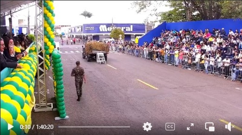 Desfile cívico-militar em comemoração aos 201 anos da independência do Brasil.