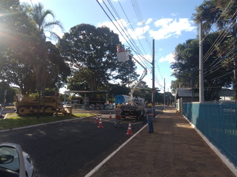 Secretaria de Obras segue com o trabalho de troca de lâmpadas no município