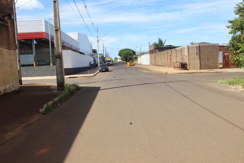  Prefeitura de Araguari realiza mudanças na Rua Bela Vista no Bairro Amorim