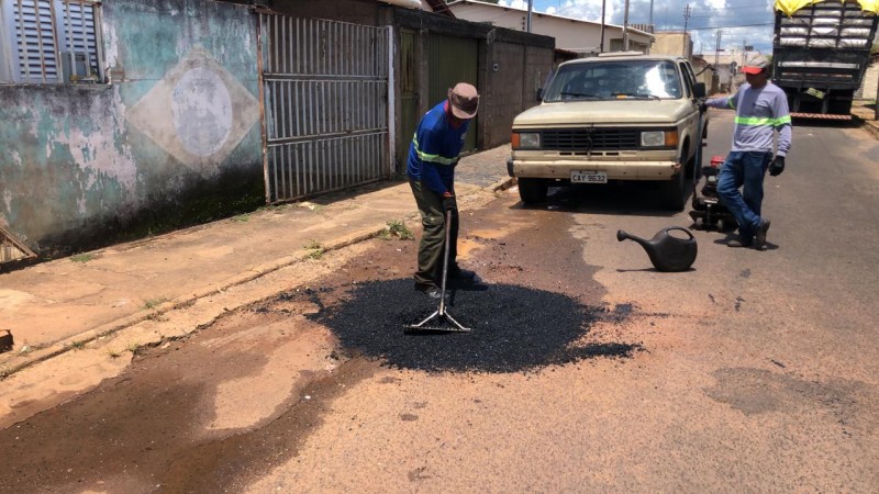 Operação tapa-buraco