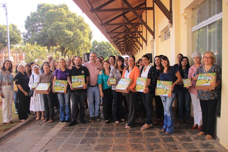 Secretaria de Educação de Araguari encerra as atividades da Semana Mundial do Meio Ambiente com lançamento do Quebra Cabeça da Ecoturminha