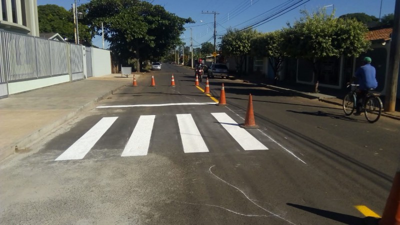 Ruas do Bairro São Sebastião recebem reforços na sinalização estratigráfica