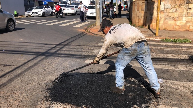 Prefeitura de Araguari informa sobre os serviços da Operação Tapa-buracos