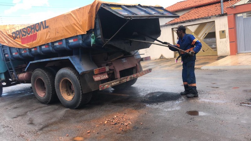 PREFEITURA INFORMA SOBRE OS TRABALHOS DA OPERAÇÃO TAPA-BURACOS