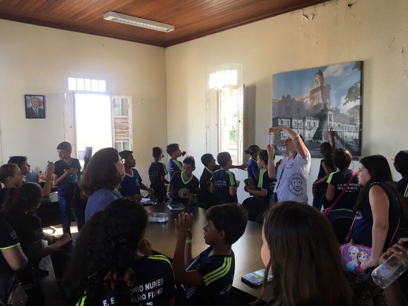 Visita dos alunos da Escola Estadual Professor Antônio Nunes de Carvalho Filho a Prefeitura de Araguari