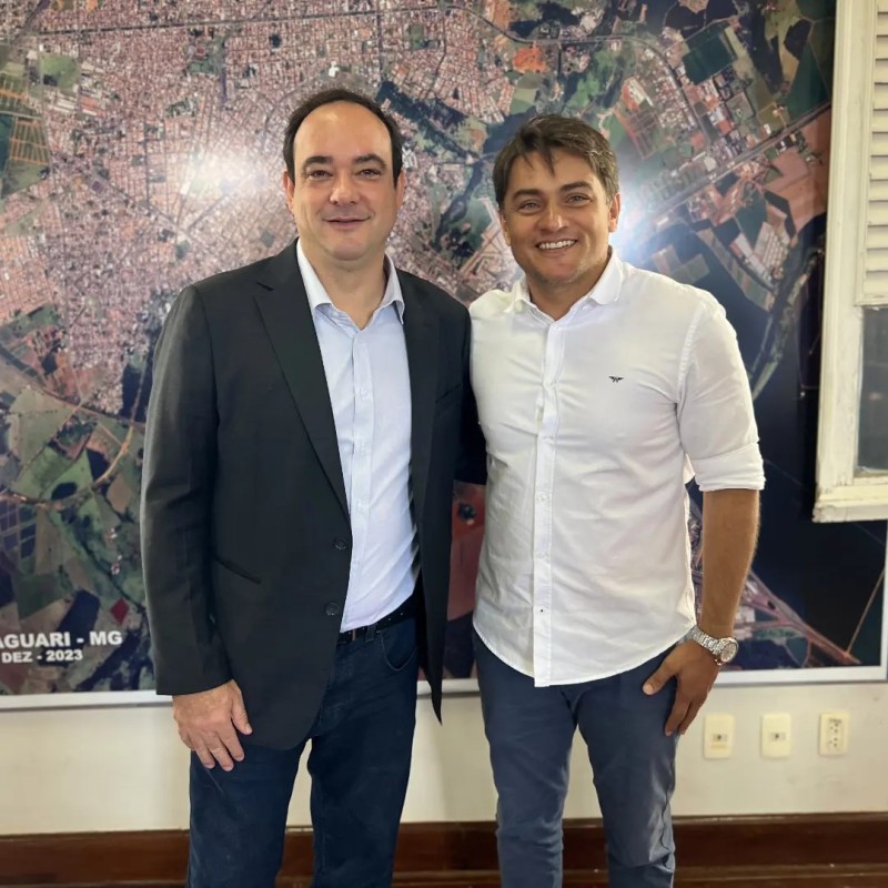 A cidade de Araguari recebeu nesta segunda-feira, 22, a visita do presidente do presidente da Federação das Indústrias do Estado de Minas Gerais – FIEMG, Flávio Roscoe.