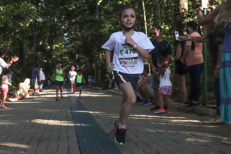 Maratoninha Viva Livre é realizada com participação marcante da população