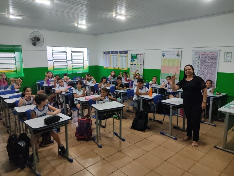 Projeto Falando com as Mãos