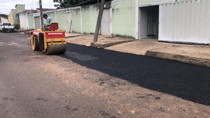 Prefeitura de Araguari informa sobre a operação tapa-buraco realizada nesta quarta-feira (27)