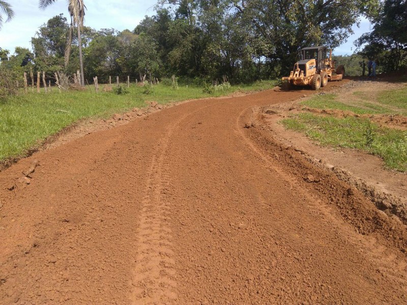Prefeitura de Araguari intensifica recuperações nas estradas rurais