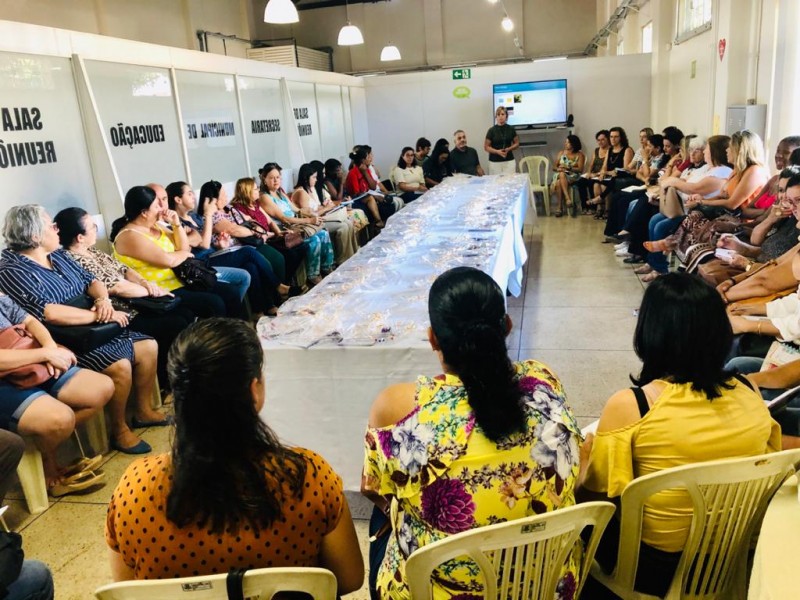 Diretores da Rede Municipal de Ensino participaram de reunião para o início do ano letivo