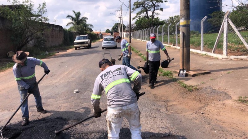 Prefeitura de Araguari informa sobre os serviços da Operação Tapa-Buracos