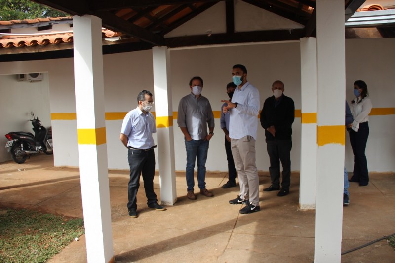 Equipe técnica da Prefeitura Municipal vistoriou as obras do Hospital de Campanha