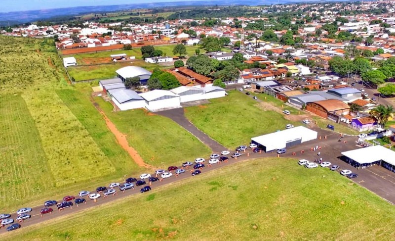 Vacinação continua em Araguari com doses limitadas nesta sexta