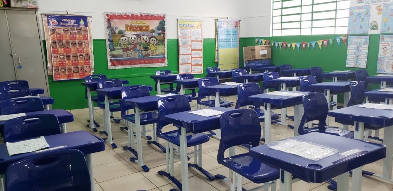 Centros Educacionais Municipais recebem novo mobiliário