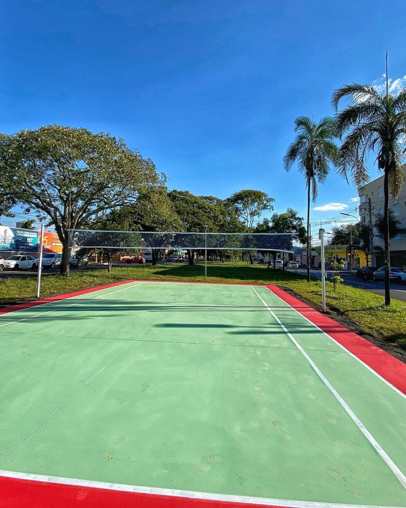 QUADRA DE PETECA, construída na av. Minas Gerais é inaugurada e entregue à comunidade. 