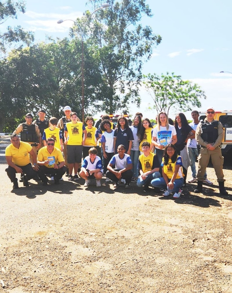 Educação de Araguari em Movimento: Prefeitura de Araguari promove blitz educativa na Semana Nacional do Trânsito