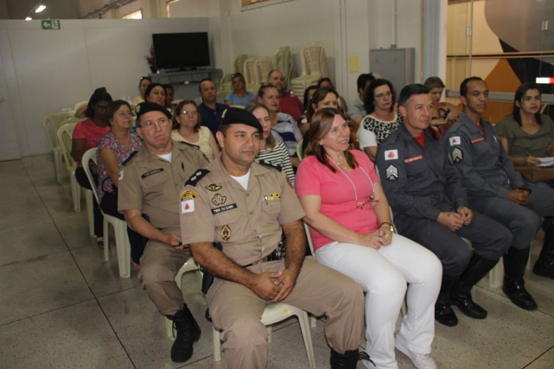 Secretaria de Educação lança cartilha de alerta contra queimadas