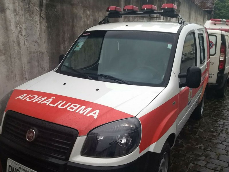 Prefeitura recebe nova ambulância para o Município
